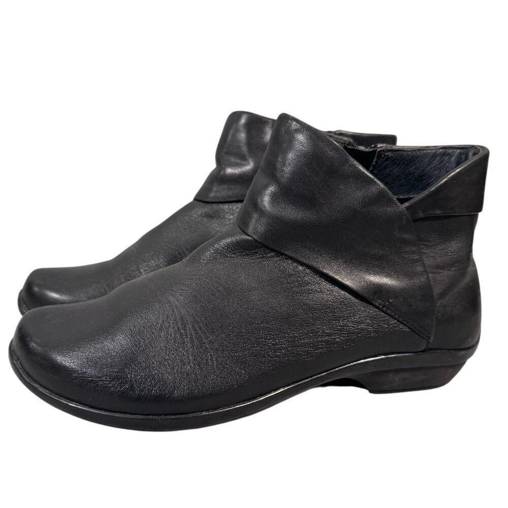 Dansko Women's Black Leather Raina Ankle Booties Size 5.5-6 Zip Closure